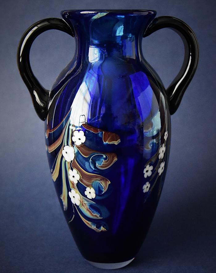 Ode On A Grecian Urn Vase Designed by Richard Golding Okra Glass A Limited Edition of 50