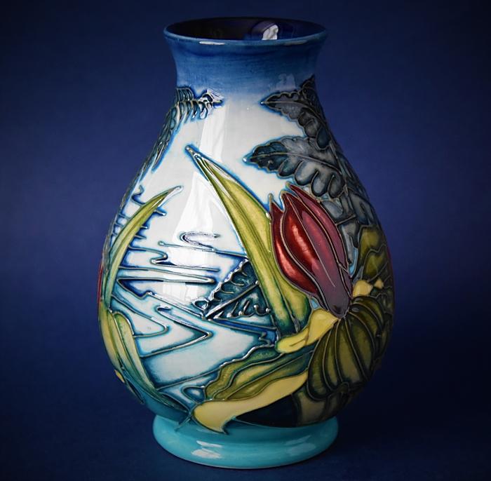 Moorcroft Pottery Sweet Betsy 7/5 Emma Bossons  An Open Edition